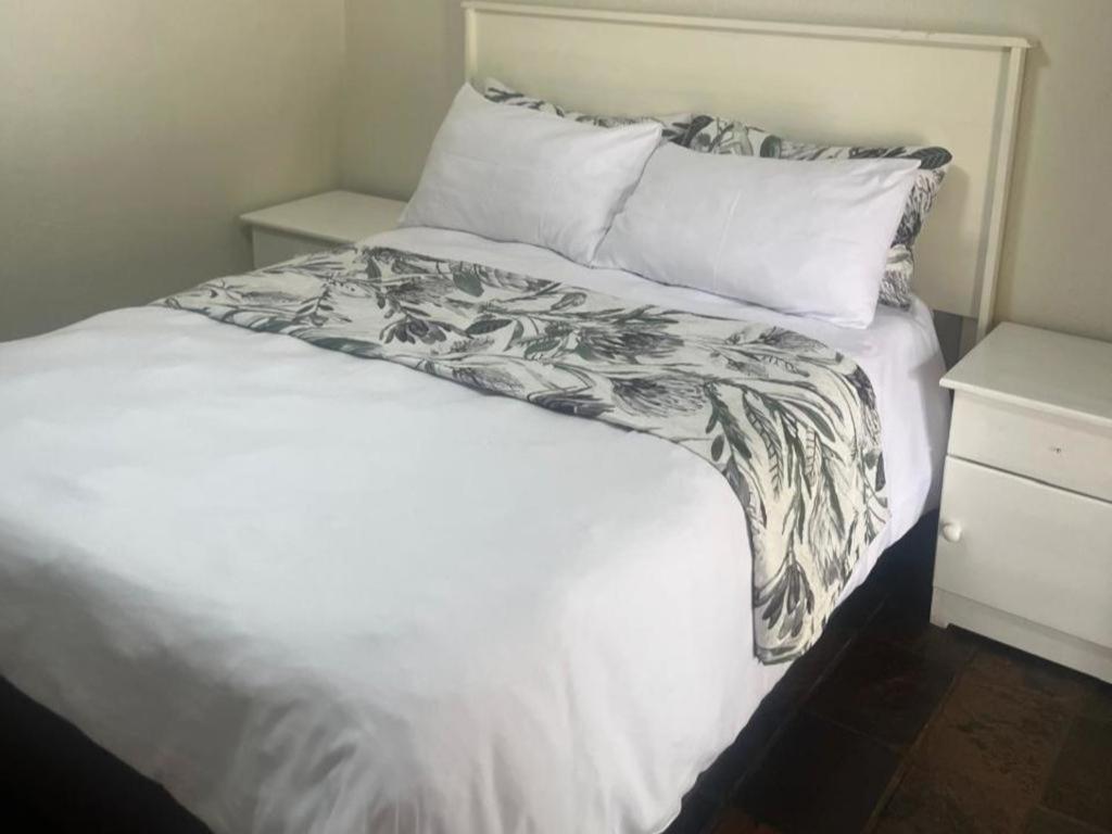 Karee Guesthouse Thabazimbi Zimmer foto